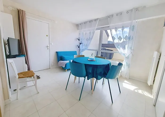 Cosy 4 Pers Proche Avec Parking - Fr-1-746-34 *